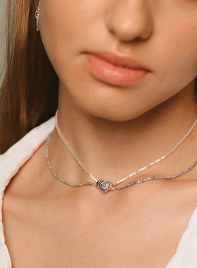 YVMIN尤目白色猫眼石爱心项链