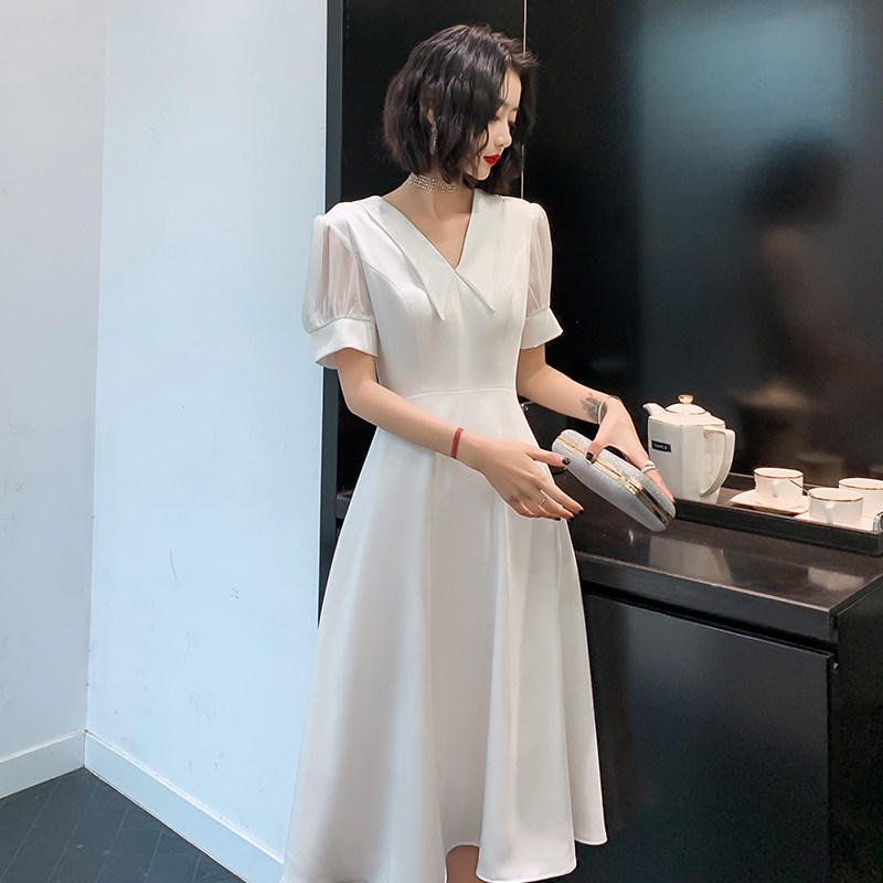 白色复古法式订婚轻婚纱简约连衣裙 法韵莱礼服/晚装