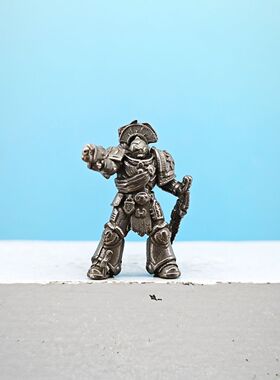 黄铜做旧 战锤40K星际战士2泰图斯副官兵人手办微缩人偶桌面摆件