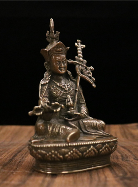纯铜莲花生大士摆件仿古黄铜藏传密宗莲师佛像家用供奉保平安装饰