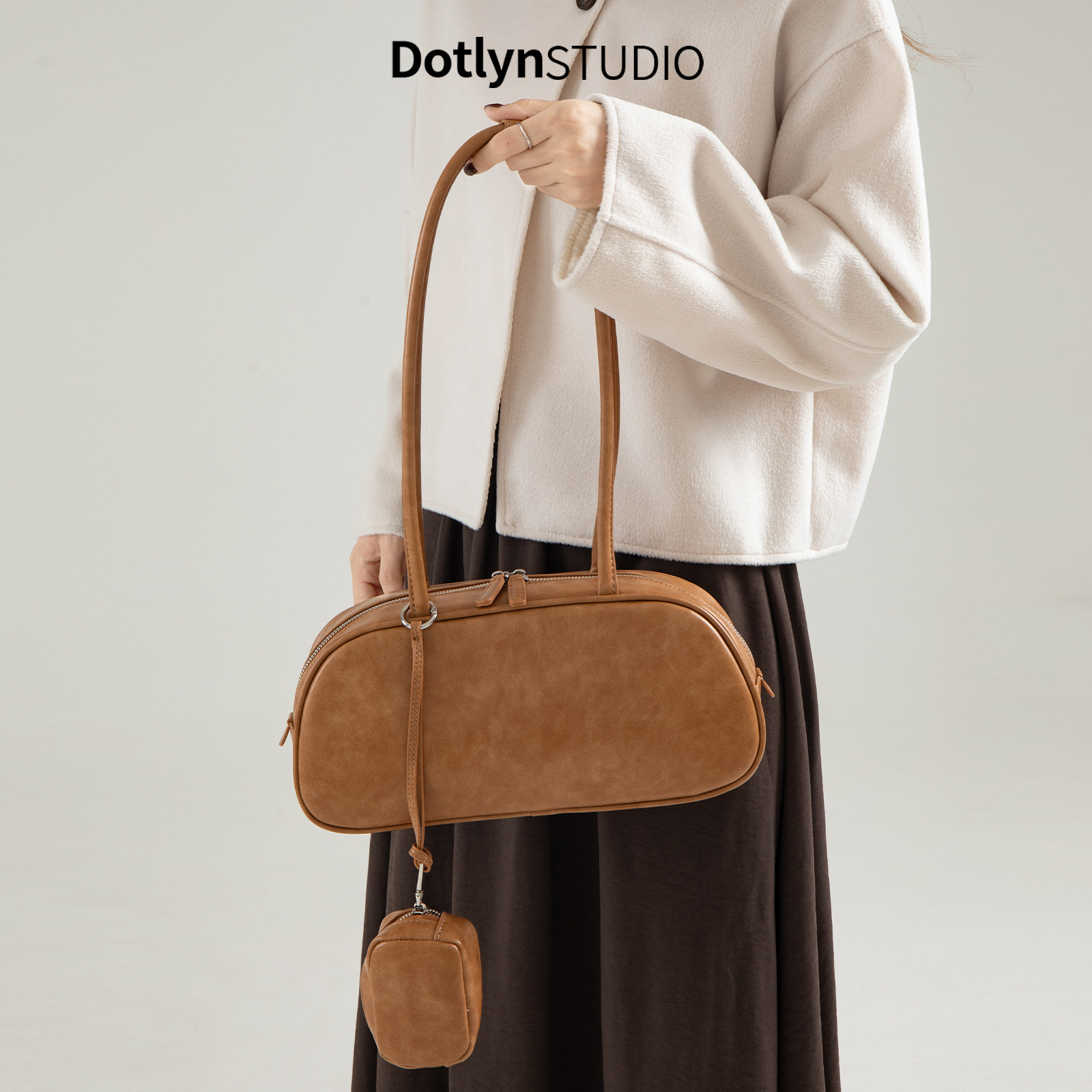 Dotlyn韩国东大门油蜡皮单肩腋下包新款高级感时髦通勤法棍包包女,淘宝优惠券,粉丝福利购,淘宝优惠卷