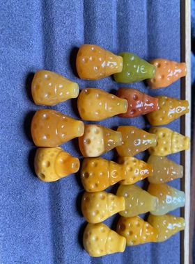 天然原矿缅黄 三通配饰 雕刻款 素珠款