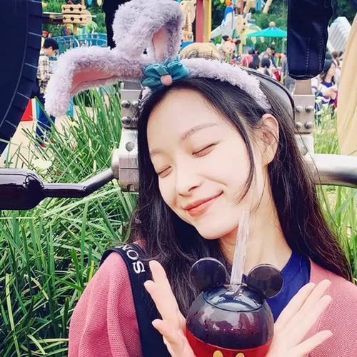 Hope Shanghai Disney Onemic Boicking Star Dai Lu Long Ears Board Cartoon Stereo Paradise Hair