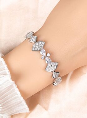 跨境锆石手链高端女小裙子首饰饰品优质百搭秋冬时尚通勤精致手饰