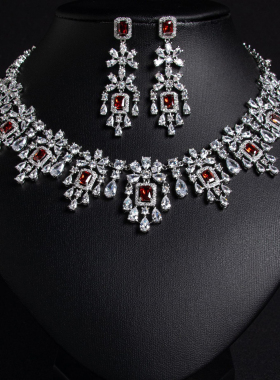 模特首饰复古女项链耳环结婚新娘