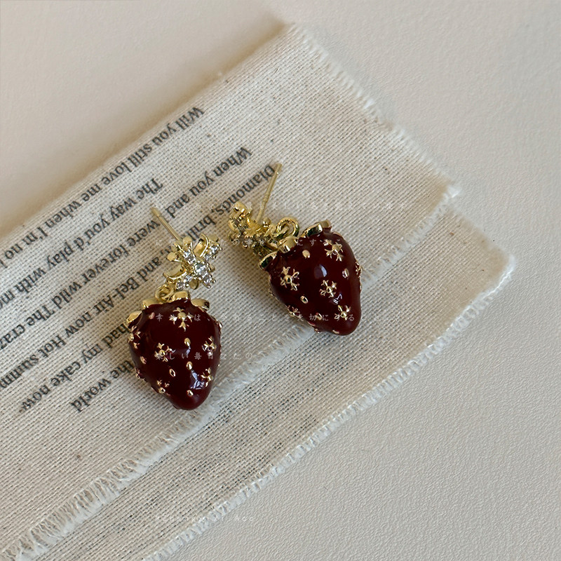 红色滴油草莓十字架耳钉女轻奢高级感个性时尚潮流百搭耳环耳饰,淘宝优惠券,粉丝福利购,淘宝优惠卷