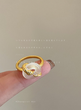 灵蛇缠绕猫眼石戒指女文艺复古个性时尚气质优雅通勤百搭指环戒子