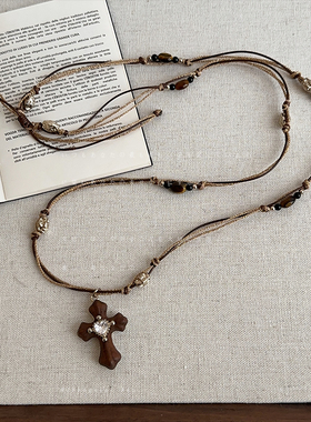 木质十字架锆石爱心编绳抽拉项链女高级感复古轻奢时尚颈链毛衣链