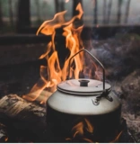 Шведский продюсирован Trangia Classic Kettle Алюминиевый ультра -светлый жареный водяной горшок с чайным горшком 0,6 л 0,9 л 1,4 л.