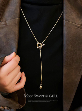 金色圆球吊坠长款毛衣链