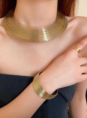 多层金属风项圈开口颈环