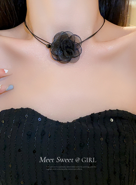 黑色花朵颈链女高级感