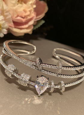 ciliy气质女铜水滴手镯