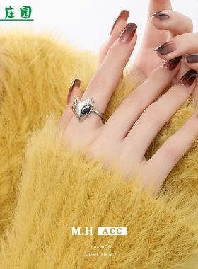 小众设计感铜箔爱心项链女不掉色新款冷淡风锁骨链ins高级感项饰