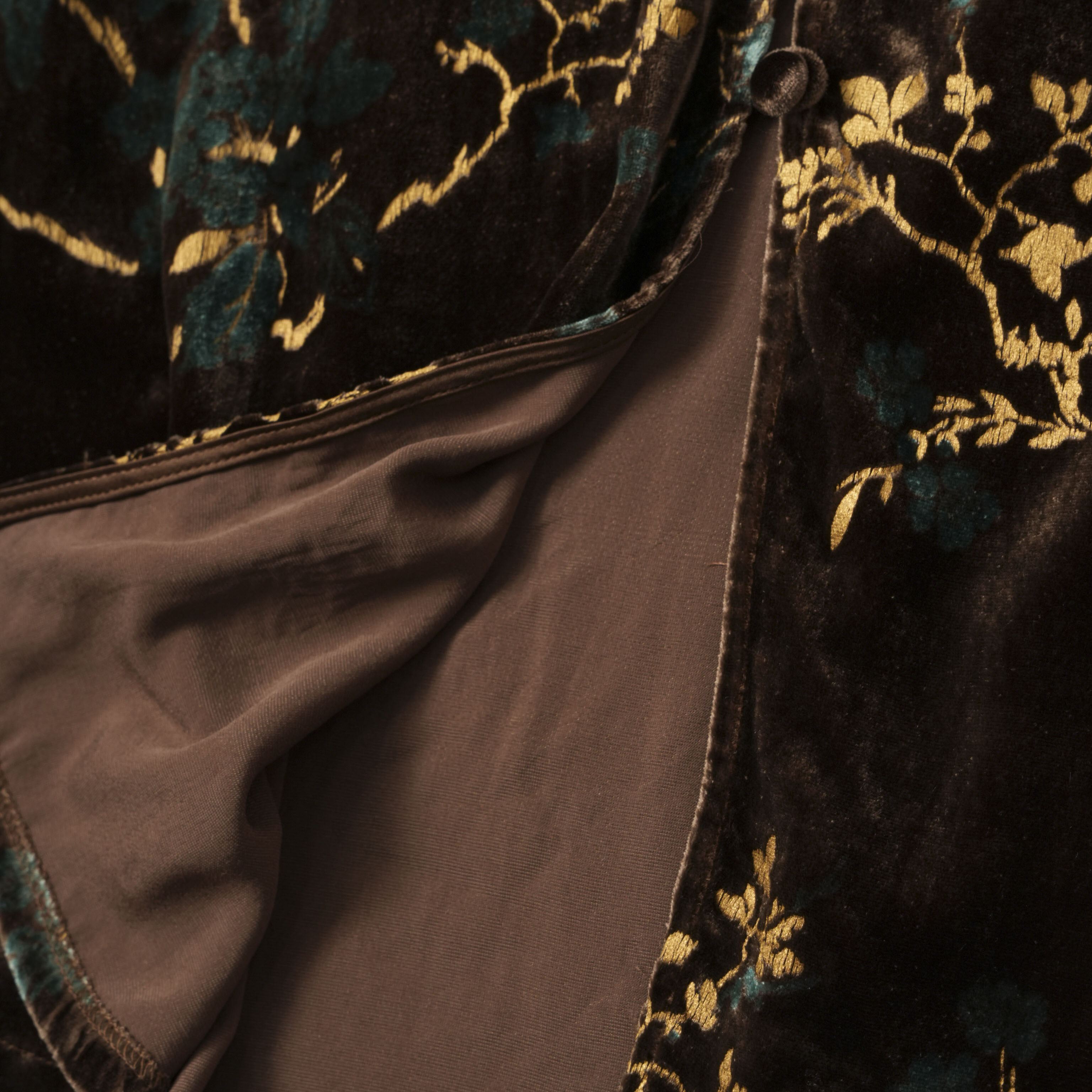 墨玉青枝！真丝丝绒上衣女秋季新款轻奢高定桑蚕丝V领衬衫打底衫