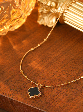 新款四叶草项链轻奢小众设计感锁骨链时尚百搭简约气质颈链配饰女