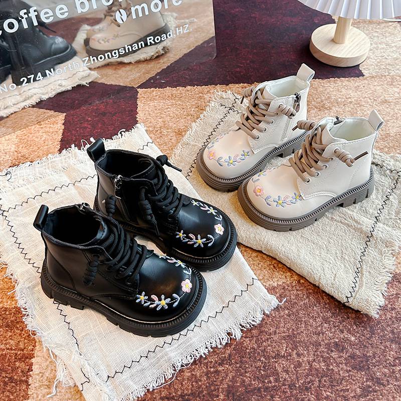 Girls' short boots embroidered flower leather boots children's fashion