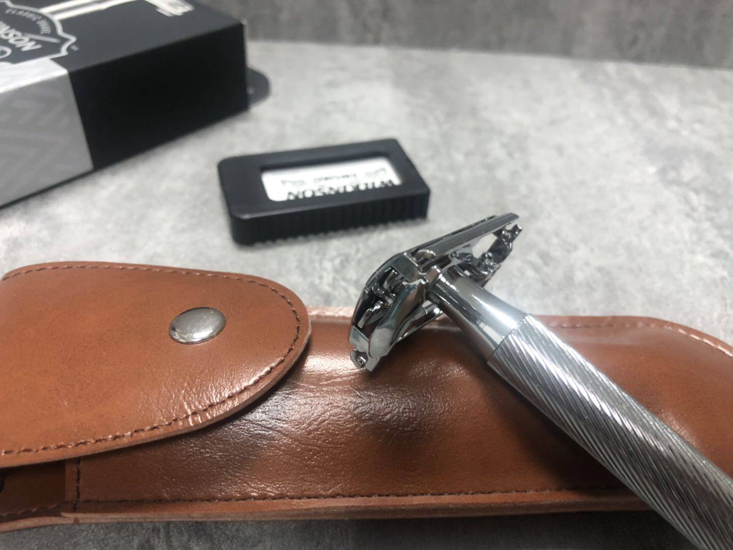 进口wilkinson剃须刀手动复古老式经典刮胡刀男双面刀片式胡须