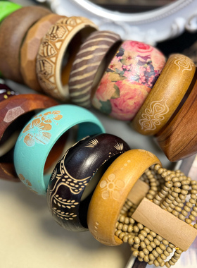 老货波西米亚木质彩绘大圈口手镯