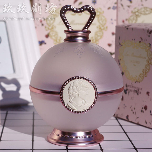 Japanese aristocratic relief brush storage tube makeup