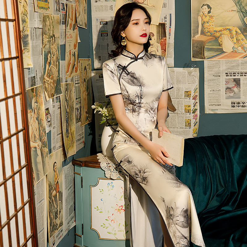 Spring long retro cheongsam, dress Spring long retro cheongsam, dress