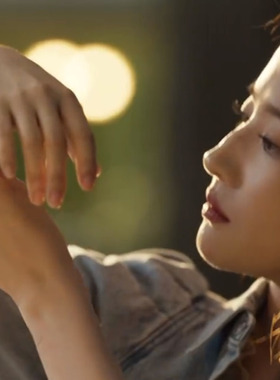 玫瑰的故事刘亦菲黄亦玫同款金色手链蝴蝶结可调节高级感手串手镯