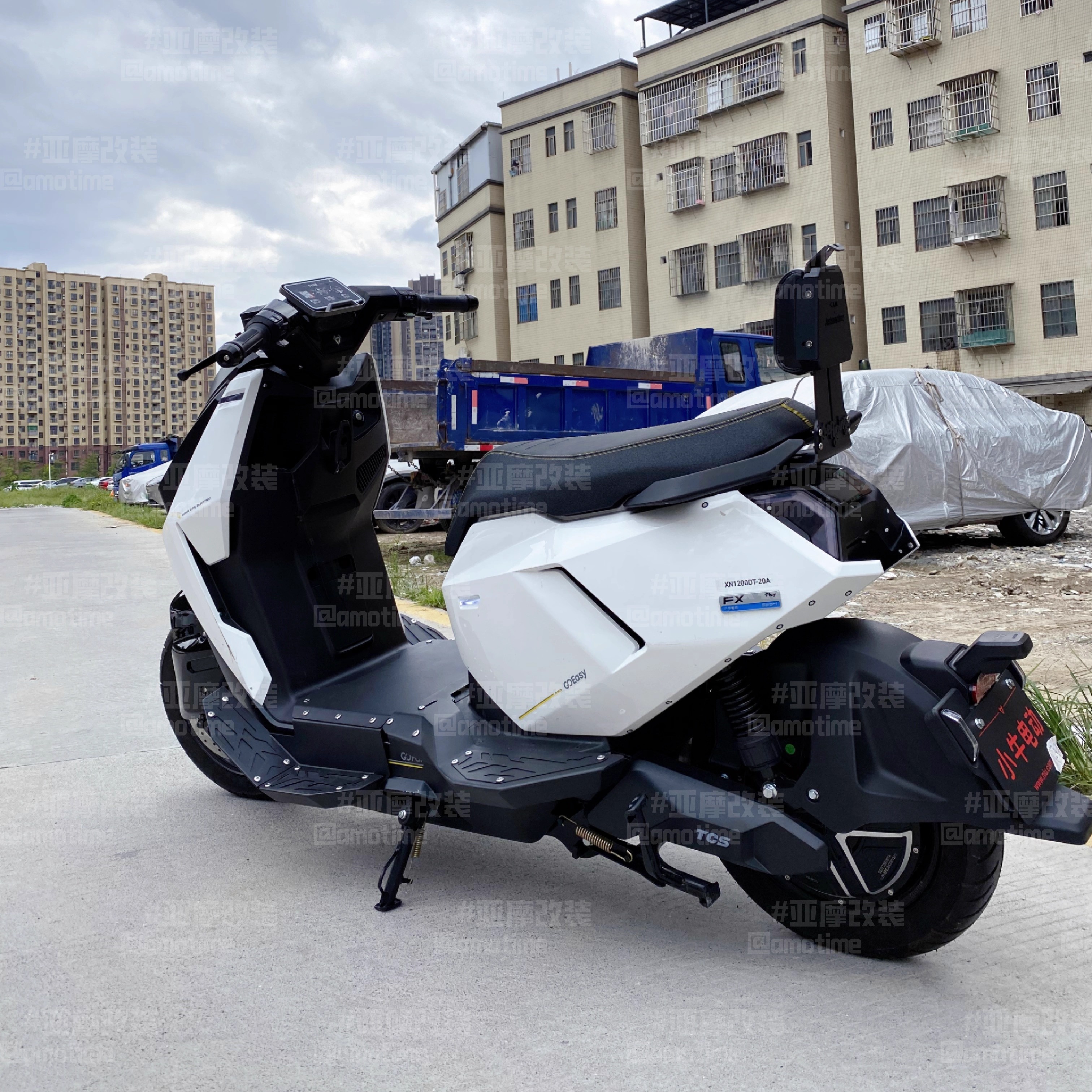 适用小牛电动FX 改装下沉脚踏板加宽加长前置专用脚踏铝合金配件 - 图1