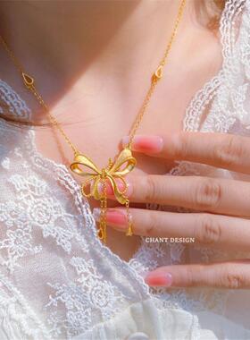 在逃公主蝴蝶结流苏纯银锁骨链