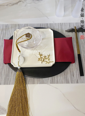 精选新中式黑g白红色陶瓷餐盘餐垫摆件组合样板房间酒店U会所餐厅