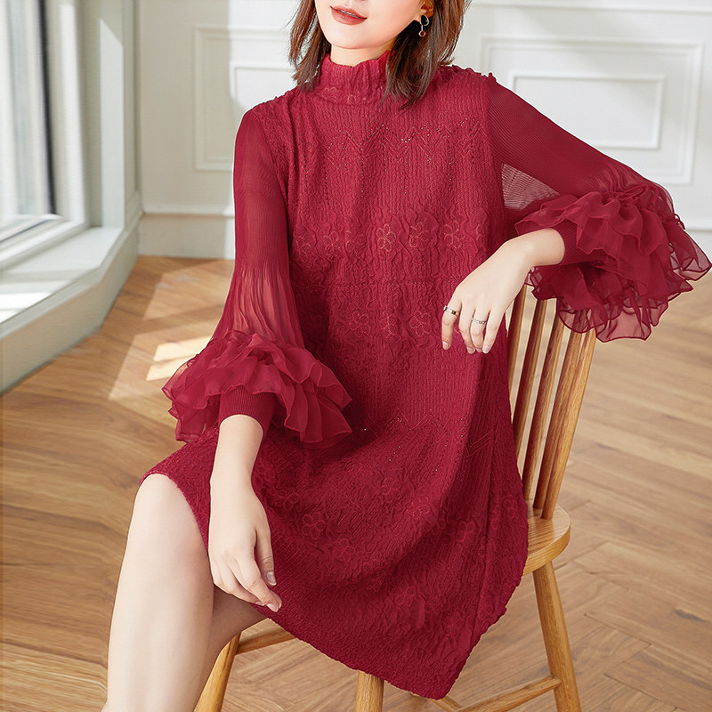 红色连衣裙高端精致2024秋装大码大码婚礼晏会新中式喜婆婆新娘服