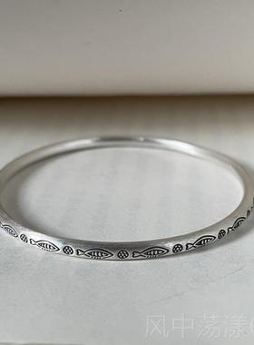 正品菩提树下足银纯银小鱼花复做旧泰国手款工银闭口女手镯手环古