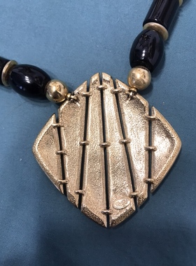 翠法丽trifari 长款黑色赛璐璐材质项链