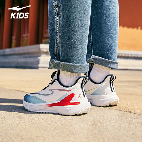 穿梭4鸿星尔克儿童鞋冬季新款鞋子男童跑步鞋学生运动鞋轻便跑鞋 - 图1