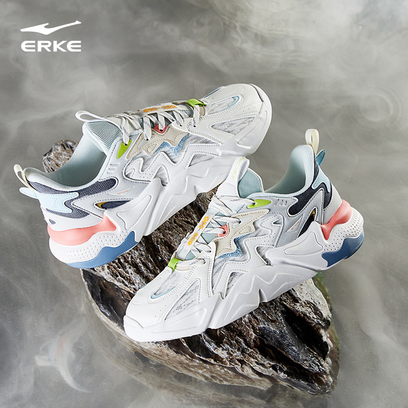 鸿星尔克老爹吴烟当曲春夏季男鞋 鸿星尔克板鞋/休闲鞋