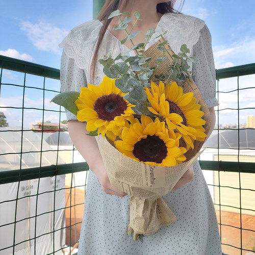 鲜花百合鲜花云南基地直发向日葵花束玫瑰鲜切插花 - 图3