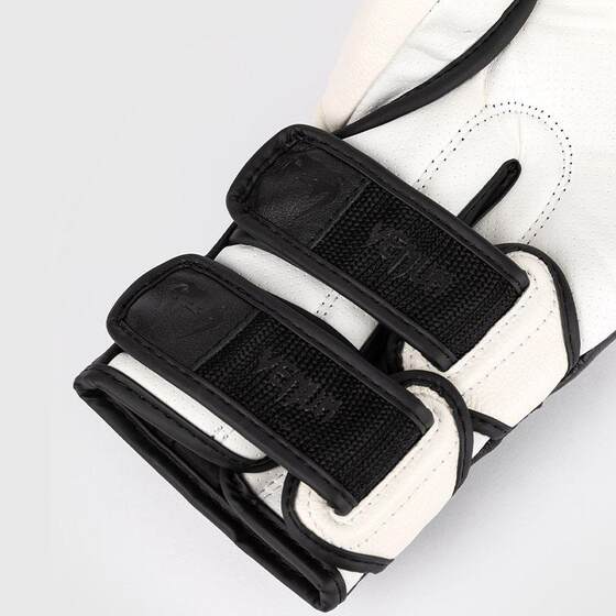 VENUM Venom Giant 3.0 Boxing Gloves