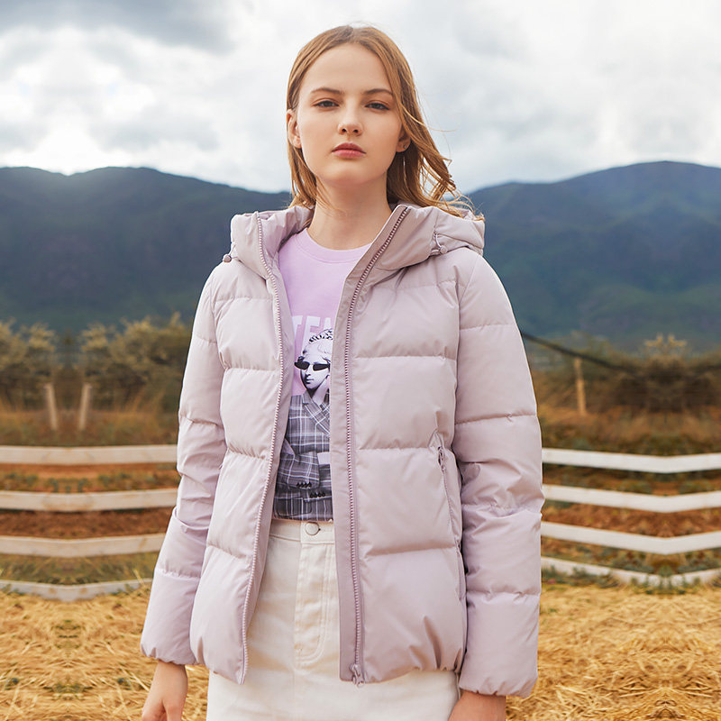 坦博尔2021年新款短款连帽羽绒服 坦博尔羽绒服