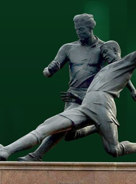 足球户外人物现代大型定制现代