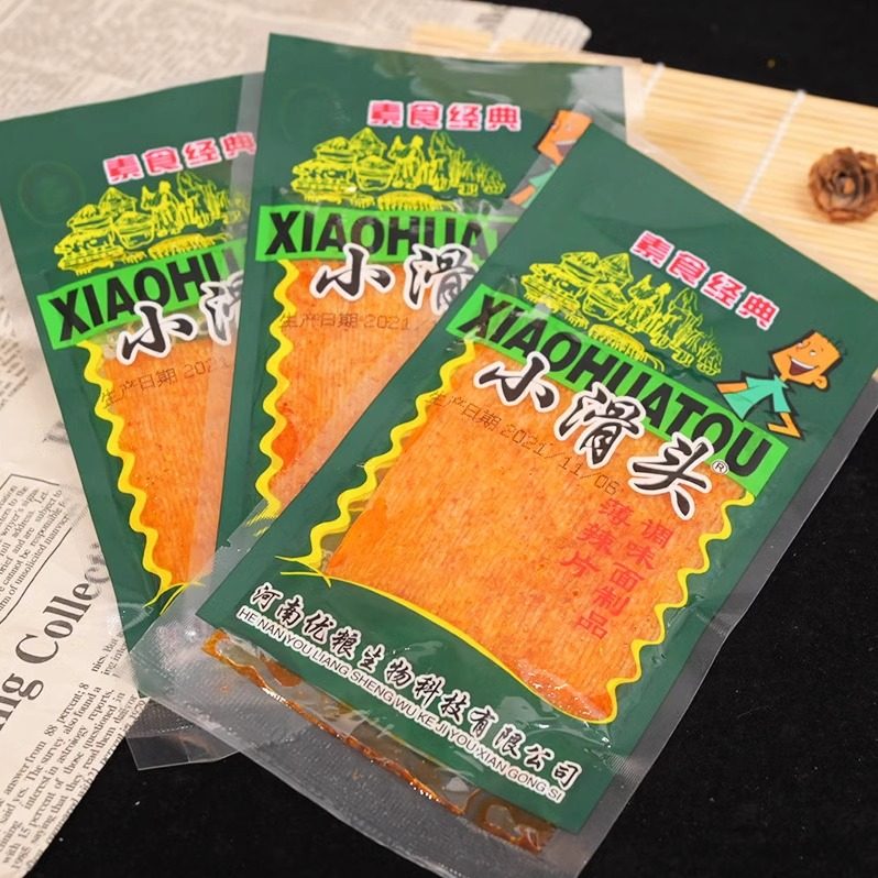 小滑头辣条麻辣小包装大辣片8090后儿时怀旧零食经典小吃休闲食品,淘宝优惠券,粉丝福利购,淘宝优惠卷