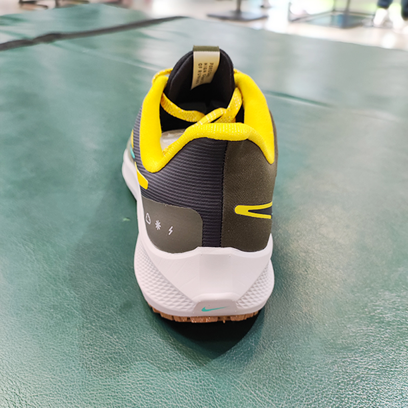 NIKE耐克跑步鞋男AIR ZOOM PEGASUS SHIELD耐磨运动鞋FV8107-070 - 图0