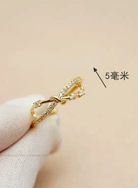 轻奢浪漫不对称微镶锆石开口戒指