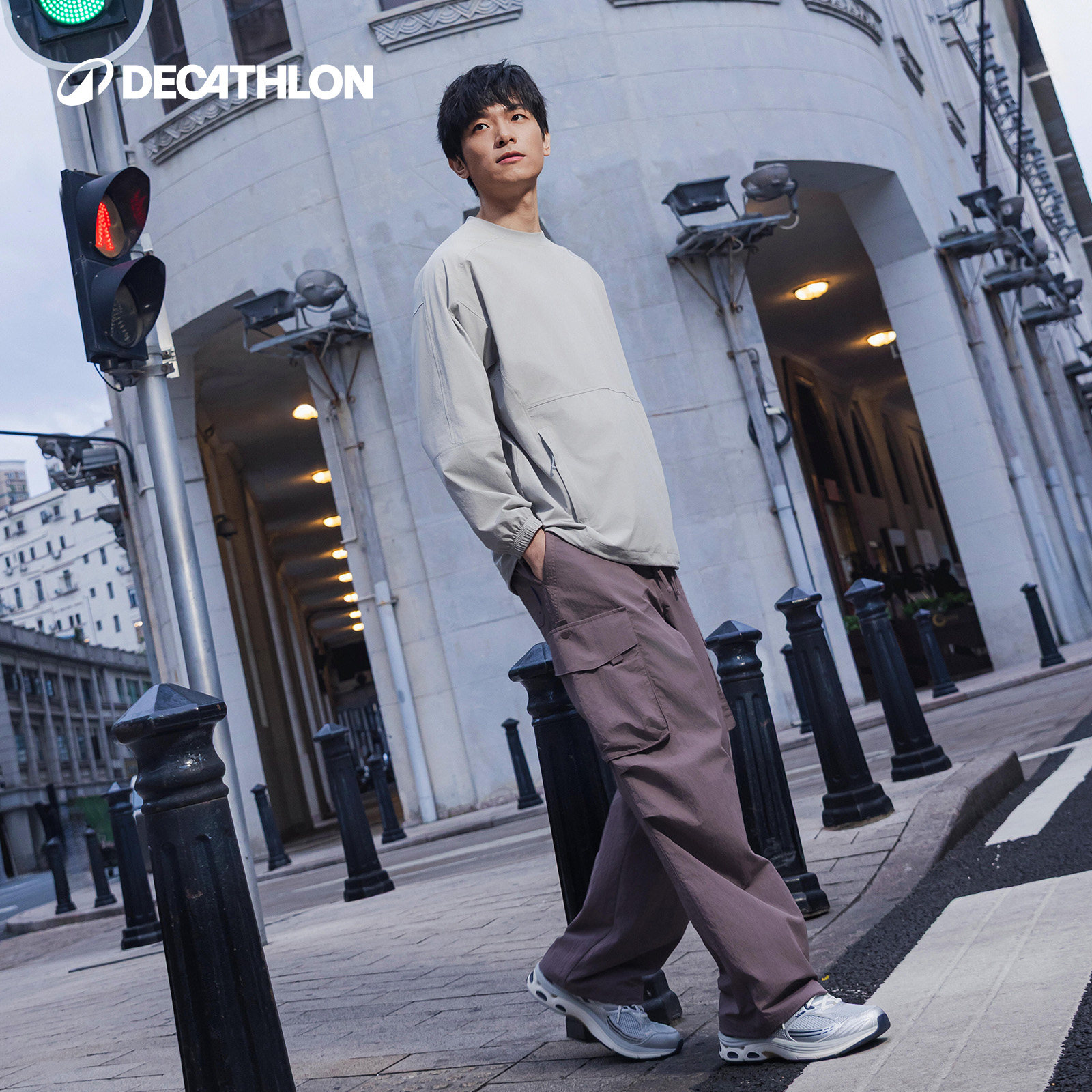 迪卡侬SPW360866城市机能工装裤男女宽松防晒防泼户外休闲裤SAP1,淘宝优惠券,粉丝福利购,淘宝优惠卷