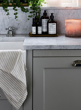 瑞典进口直邮 Boel磨砂玻璃杯烛台北欧摆件创意好看朦胧浪漫