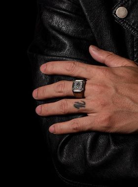 时尚潮流新款设计恶魔之眼戒指男