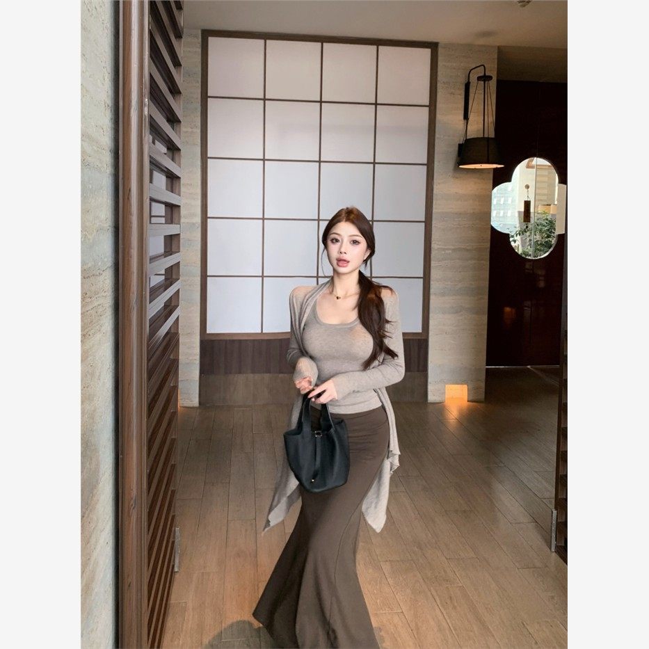 2025新款慵懒风薄款针织开衫内搭背心女秋季显瘦半身裙长裙三件套,淘宝优惠券,粉丝福利购,淘宝优惠卷