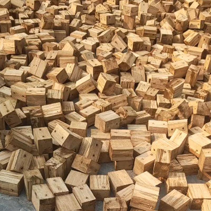 现货防腐木实木木块松木材质厂家供应定尺加工PC木块木粒 - 图1