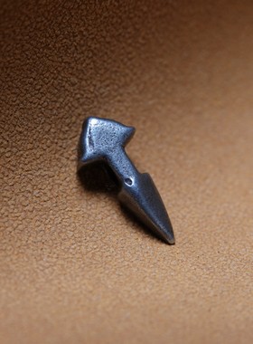 磨损铁雕大孔道普巴杵随身金刚杵侧挂文玩手工念珠束尾背云记子头