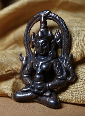 老托甲小佛像包浆大磨损帕拉无量寿佛供养摆件随身吊坠一图一物