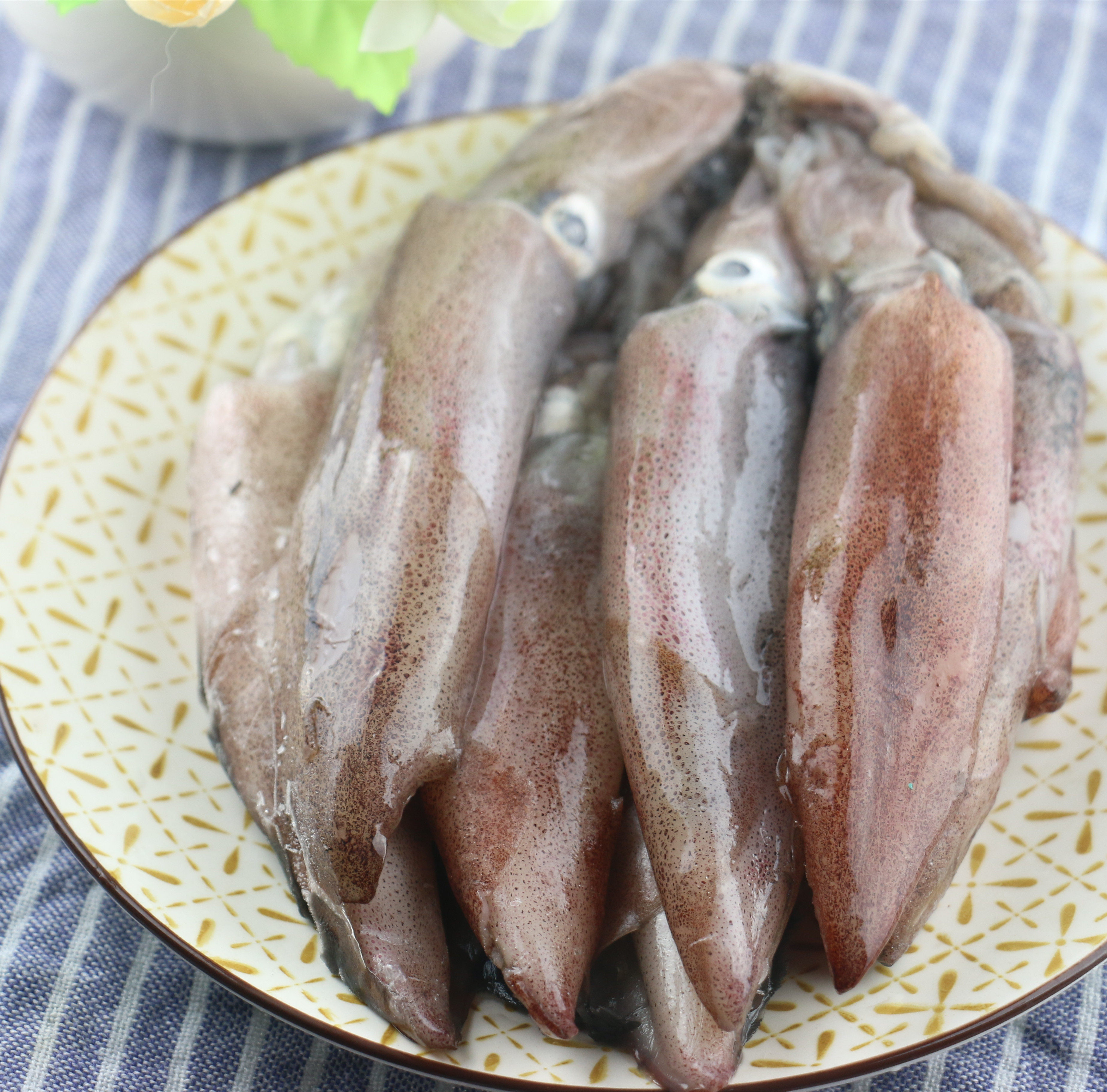 福建产 小鱿鱼 新鲜小鱿鱼 小管 鱿鱼仔 冷冻小鱿鱼 500克