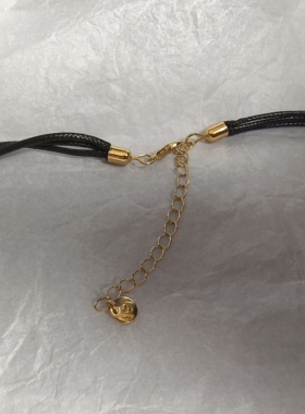 青岛外贸饰品项链女高级感欧美复古毛衣链锤纹拉丝面百搭简约项链